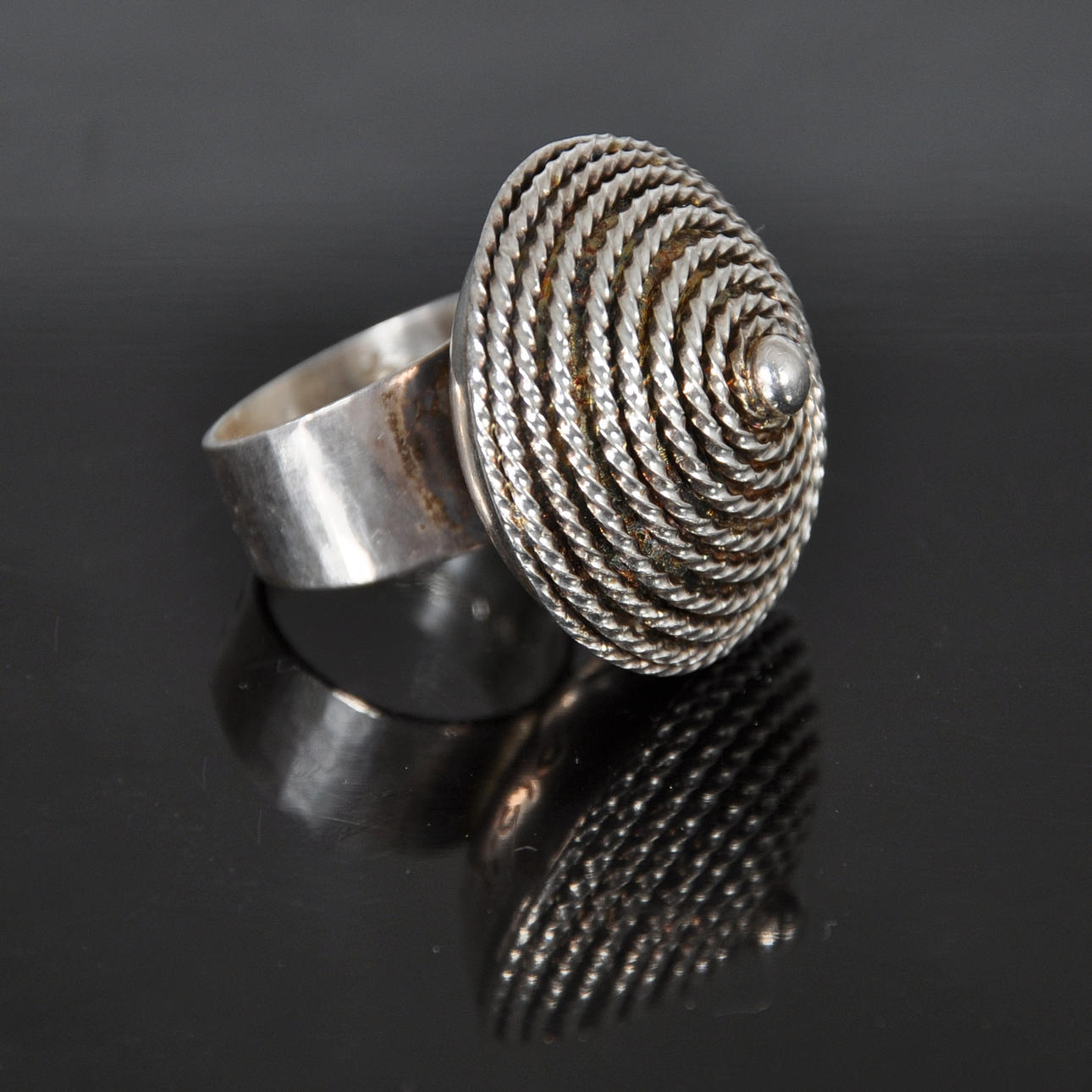 ROSA TAIKON, ring Sterling stämplad. Unik.