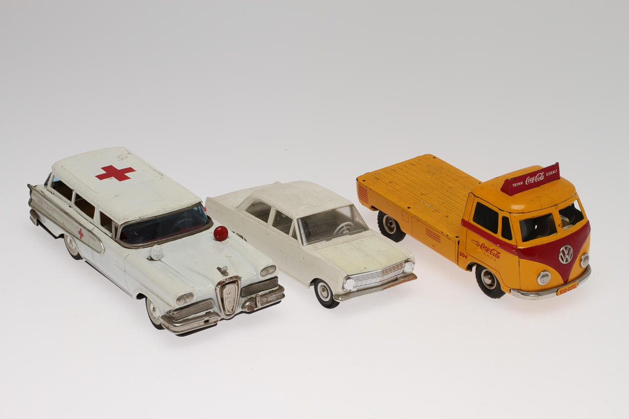 HAJI, JAPAN, TIPCO, W.GERMANY, GAMA,W.GERMANY, 3 BILAR.