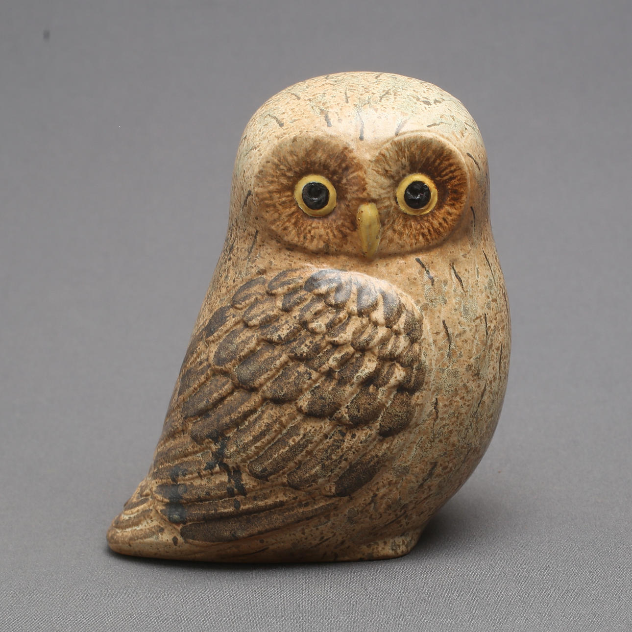 LISA LARSON. Owl, stoneware, signed.