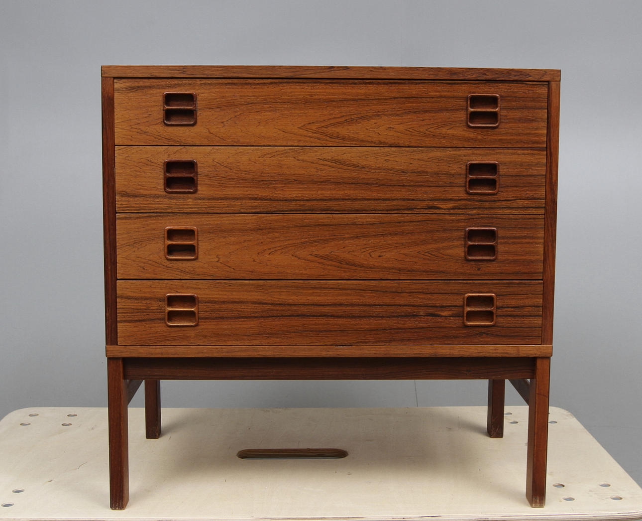 BYRÅ, jakaranda, 1960-tal.