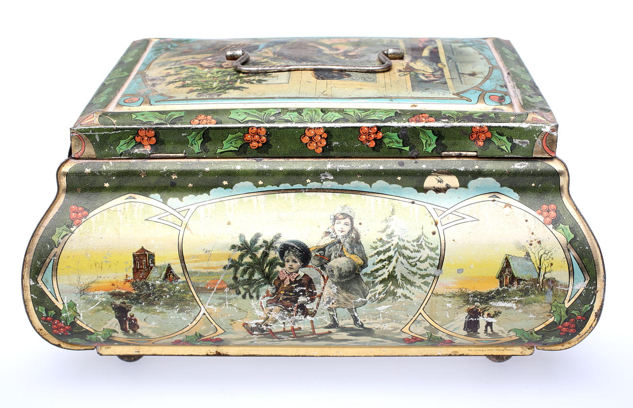 PLÅTBURK, 1800-tal, troligen Frankrike.