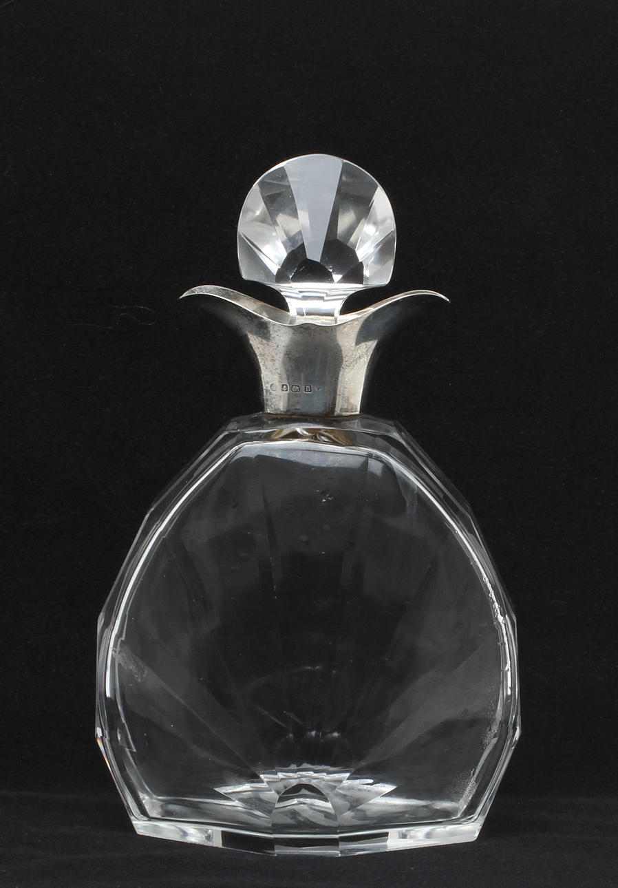 KARAFF, glas och silver, Hukin & Heath Ltd, Birmingham, 1900-talets första hälft.