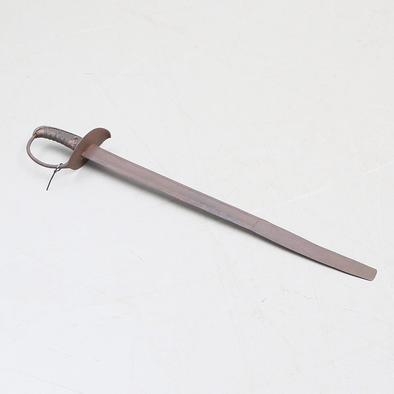 SVÄRD/HUGGARE, metall, 1800-tal.