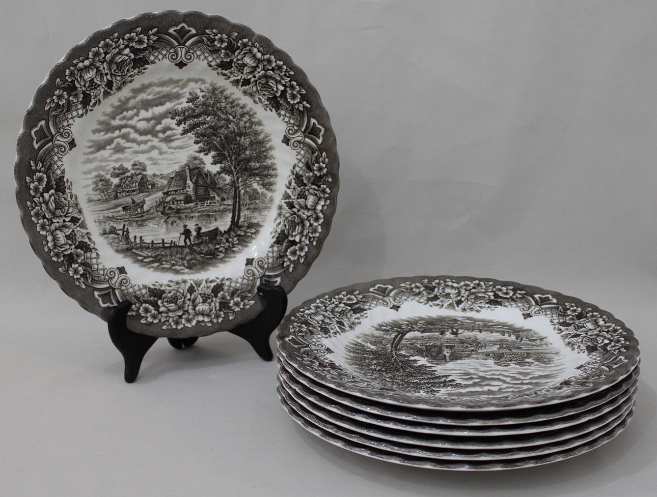 PORSLIN, 7 delar. Engelska "Home Land, Hostess Tabelware" Ironstone.