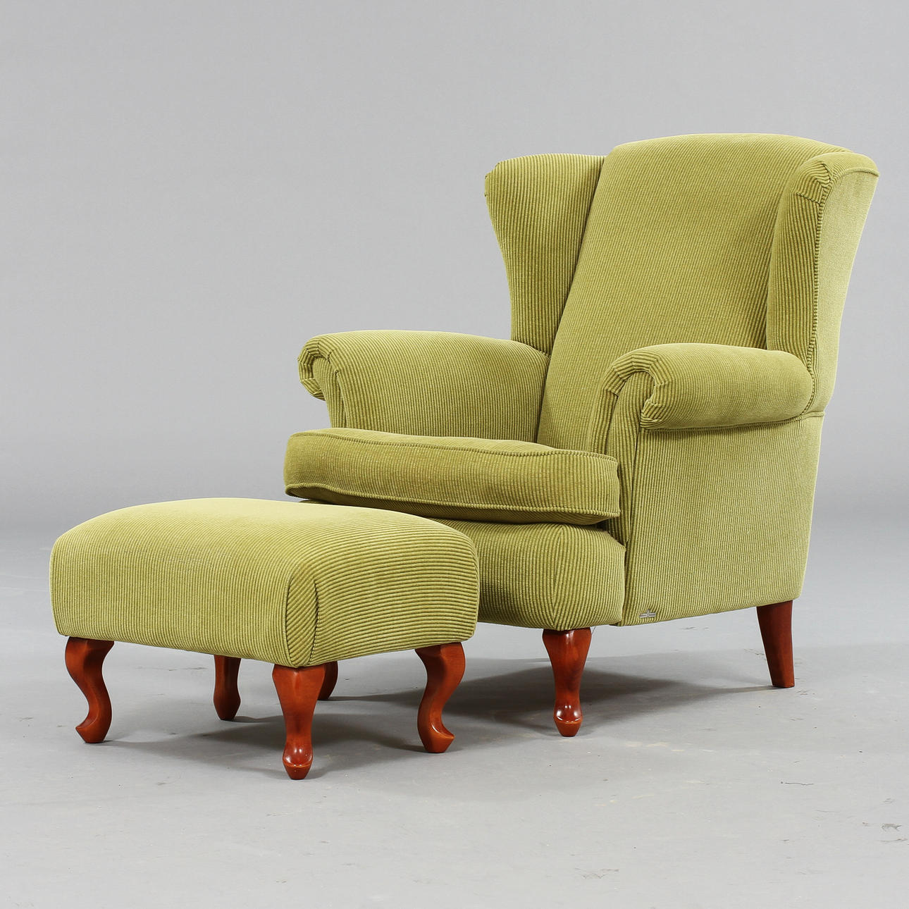 FÅTÖLJ MED FOTPALL, Bröderna Andersson, 1900-tal.