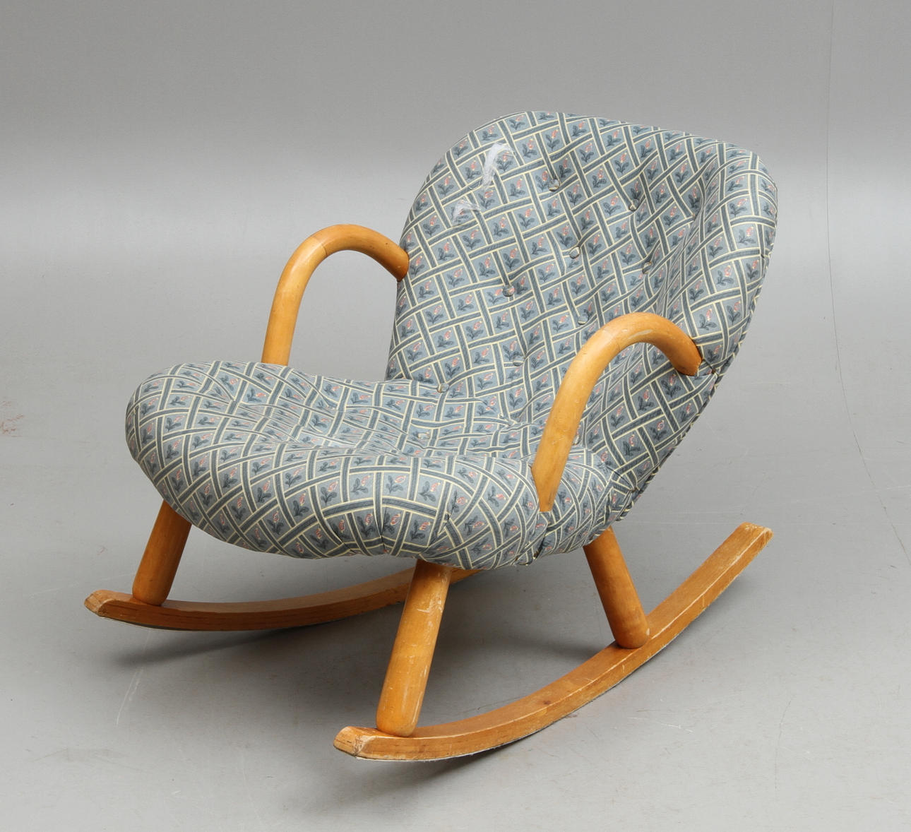 FÅTÖLJ/GUNGSTOL, "Muslingestolen", tillskriven Philip Arctander.