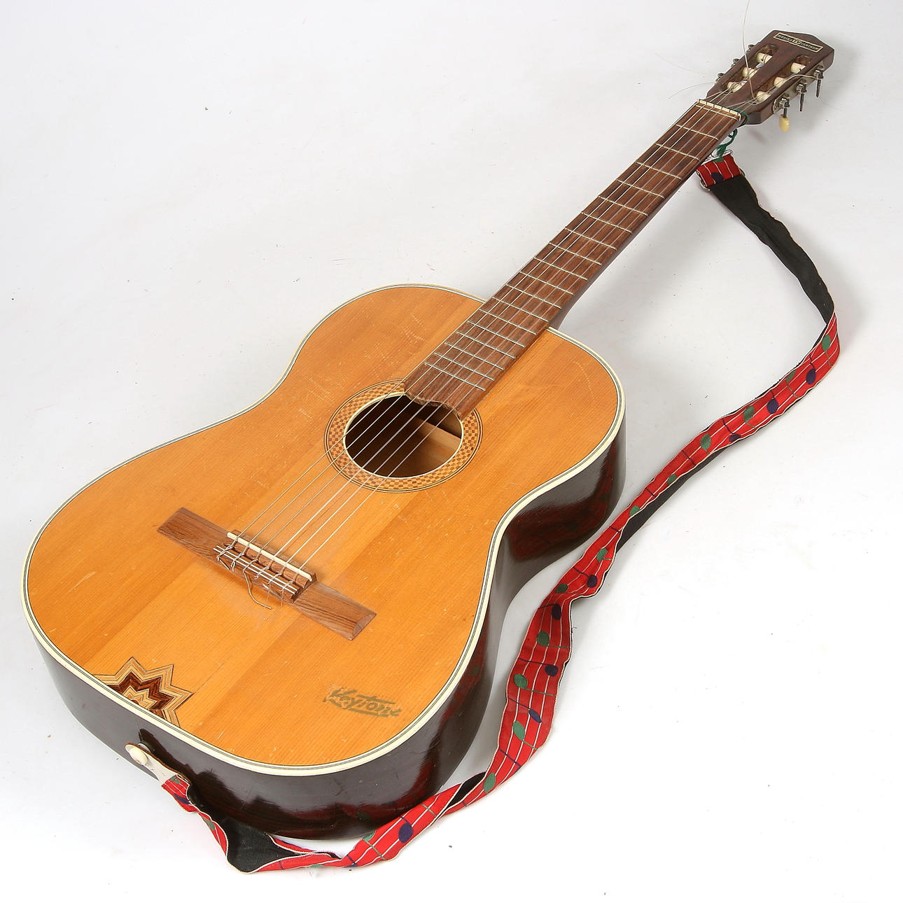 GUITAR, acoustic, Keytone, 20th century.