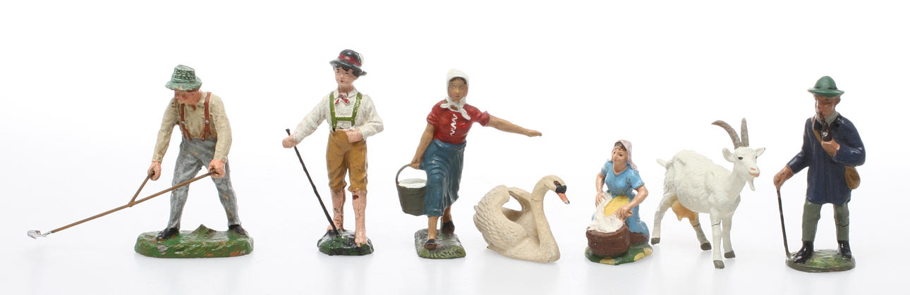 ELASTOLIN, LINEOL med flera. DJUR och CIVILA. 7 stycken.