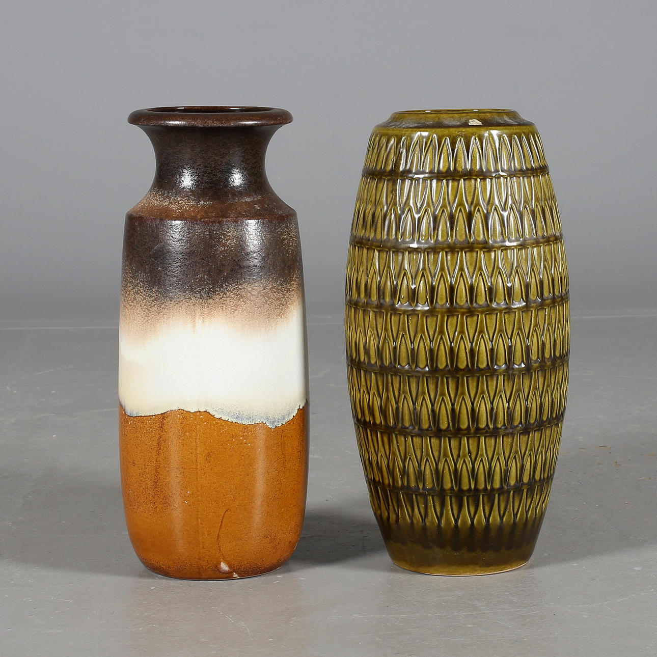 GOLVURNOR, 2 st, keramik, W-Germany.