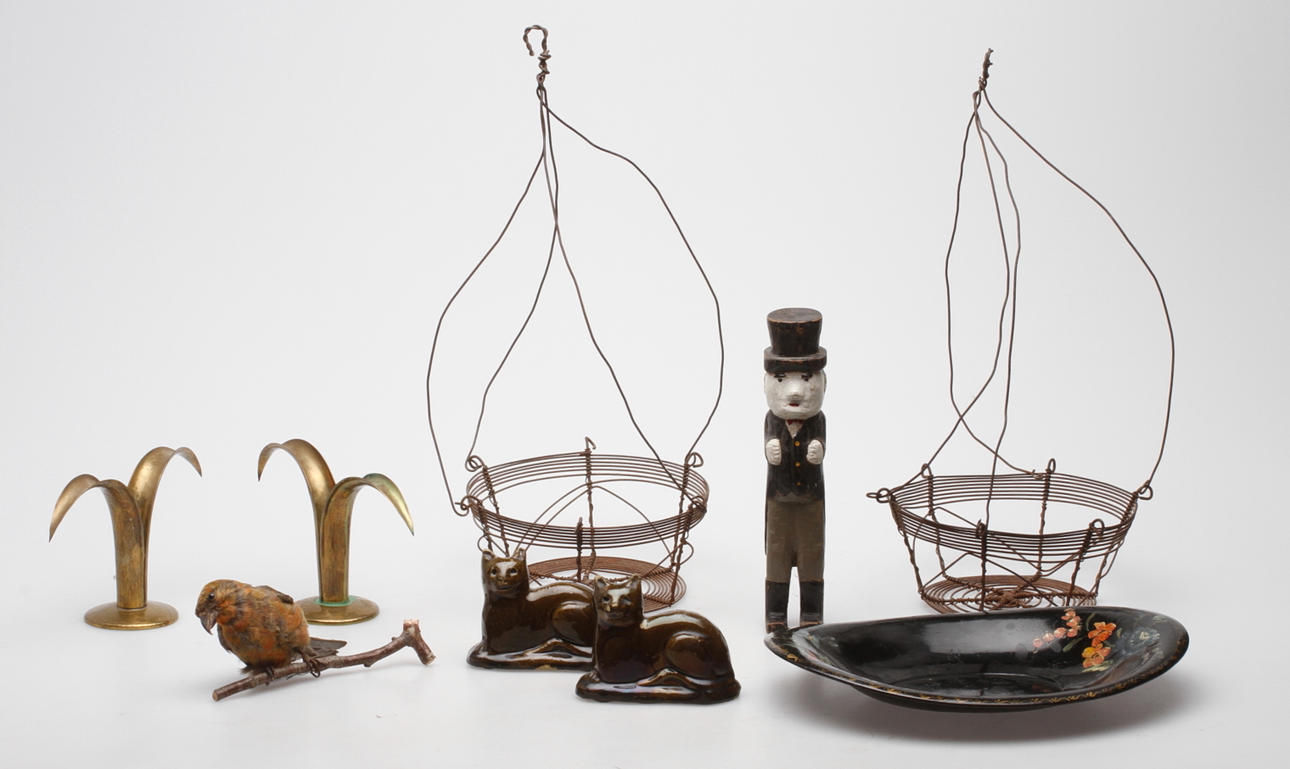 PARTI ALLMOGE,luffarslöjd,trägubbe,katter,fågel.