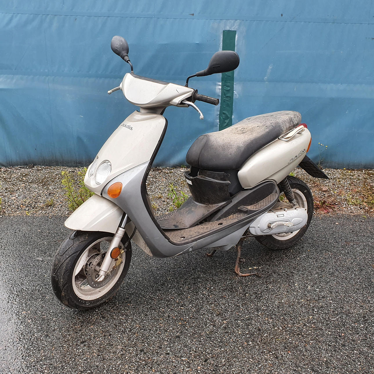 MOPED, class 2, Yamaha Neos.