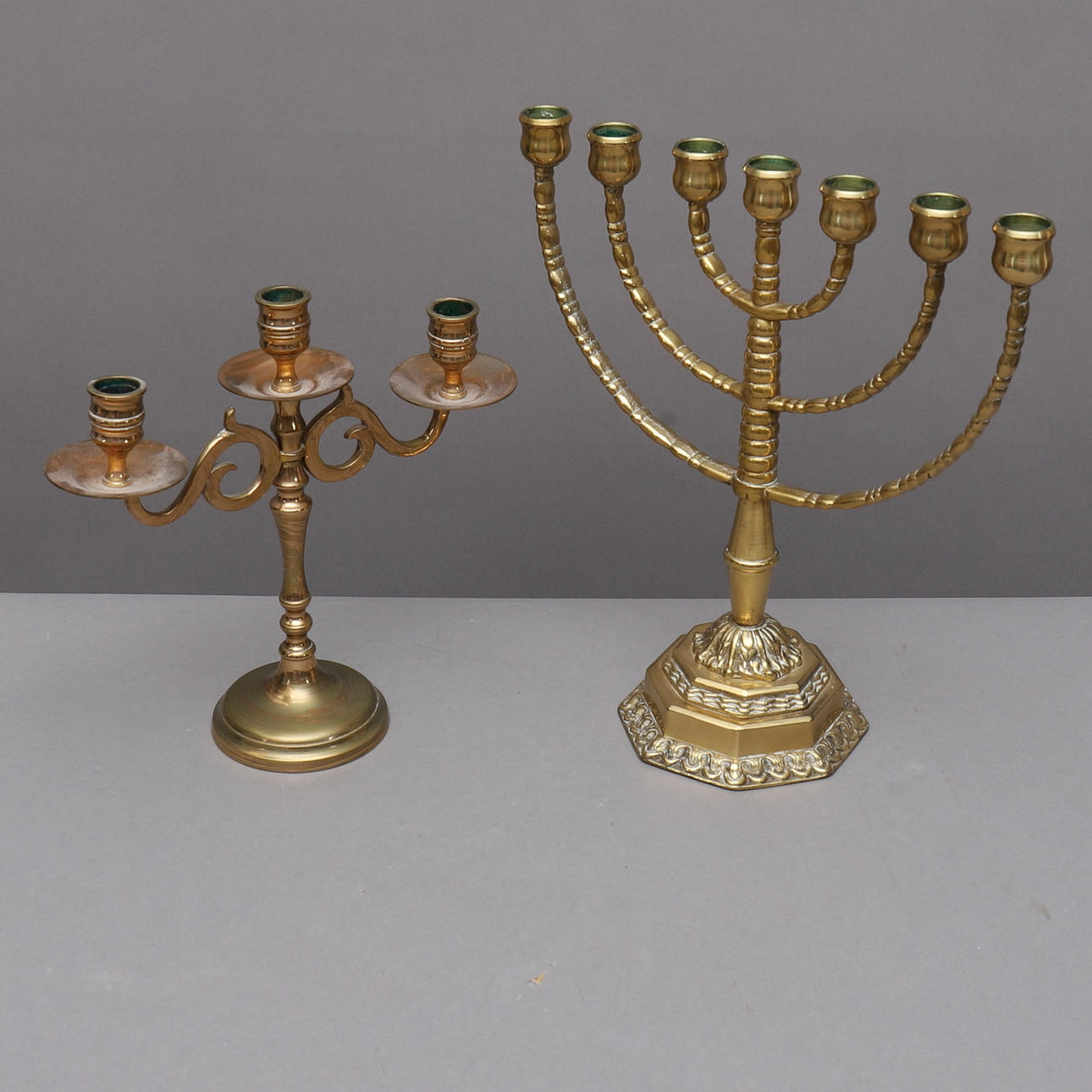 CANDELABRAS, 2 pcs, i.a. Menorah, brass/ore.