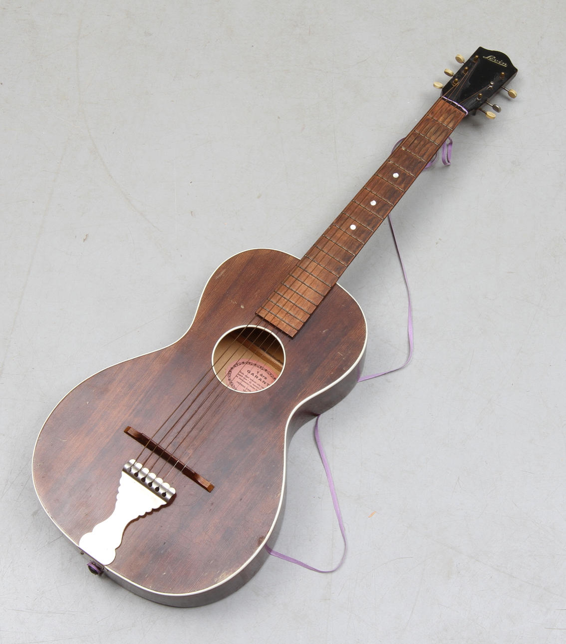 GITARR, Herman Carlsson Levin, 1900-tal.