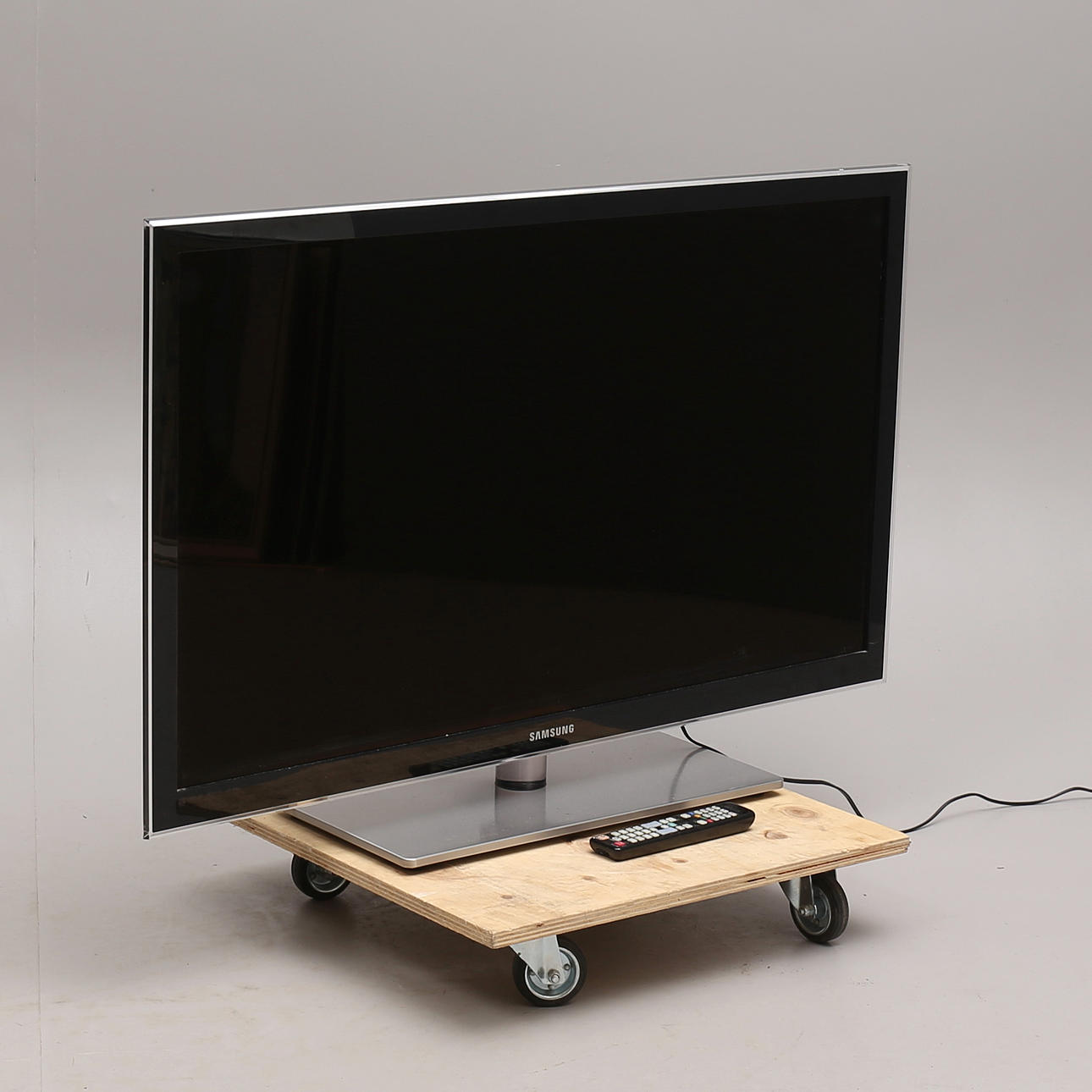 LED TV, 46", UE46C6005RWXXE, 2010s.