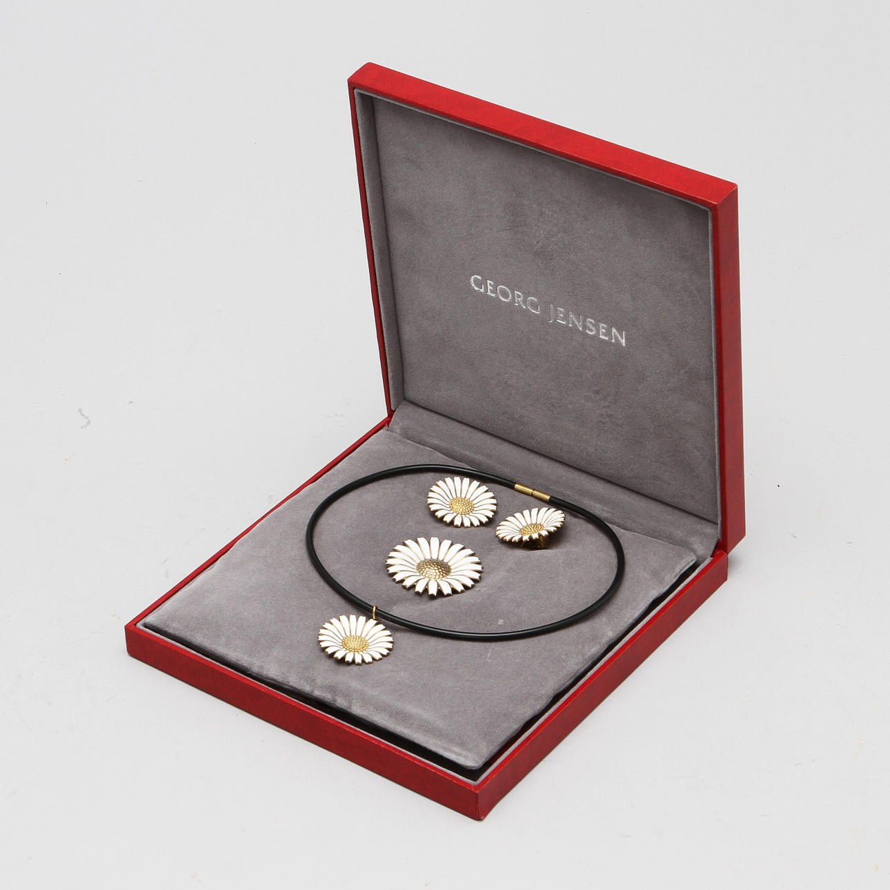 SMYCKESET, 4 delar, sterling silver och emalj, "Daisy", Georg Jensen.