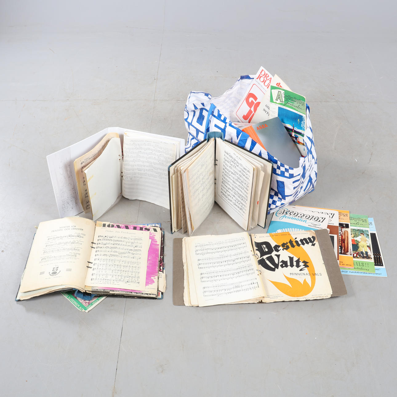 NOTER för dragspel.