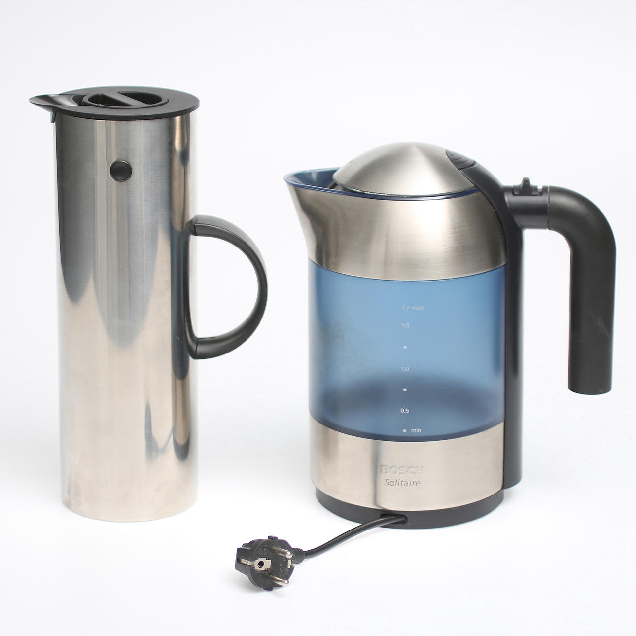 TERMOS samt VATTENKOKARE, bla "Stelton" design av Erik Magnusson, 2000-tal.