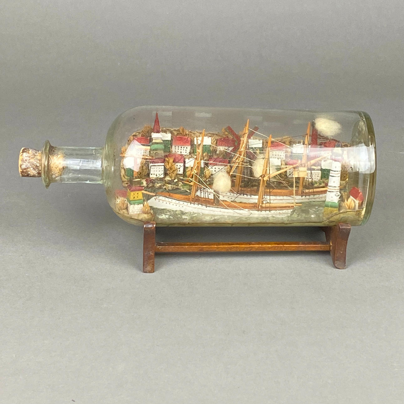 BUDDELSCHIFF - Glas/Holz/Masse/etc., 1901 datiert.
