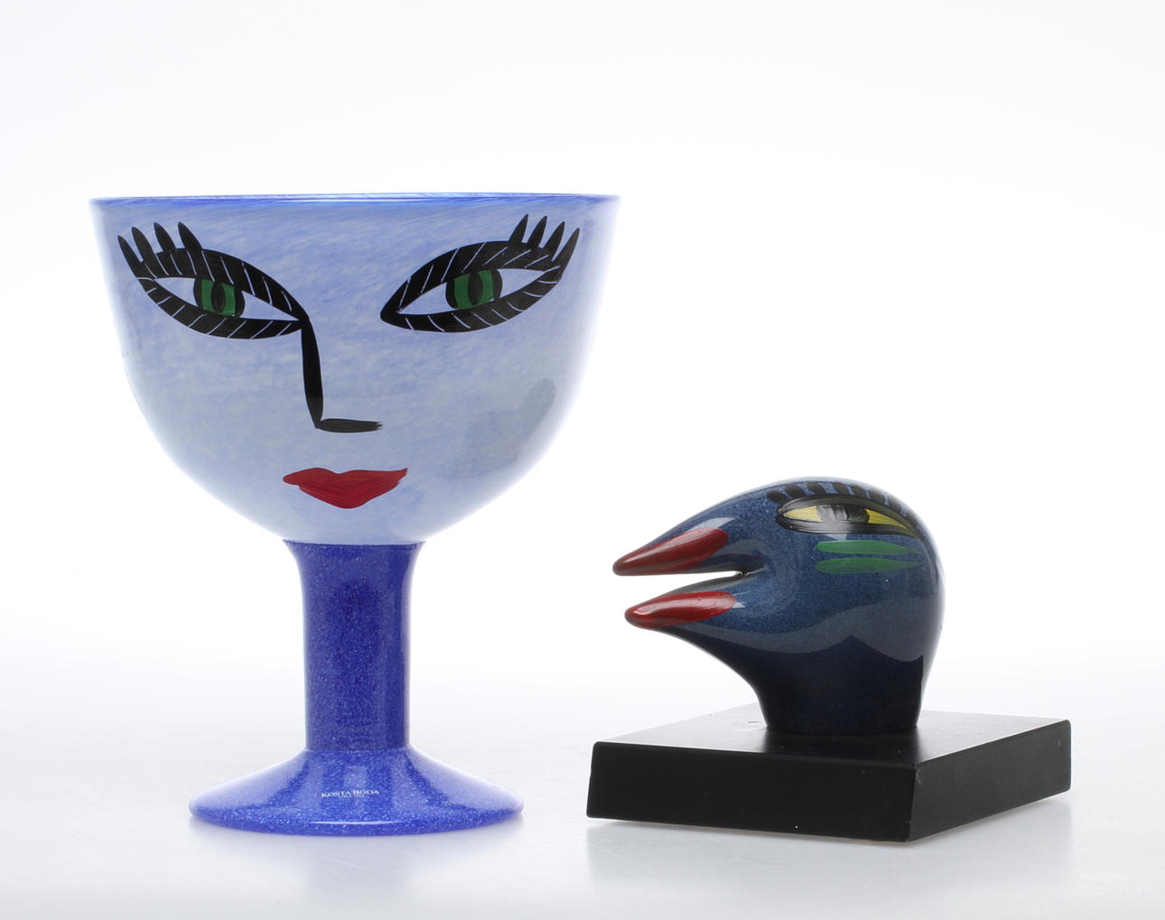 KONSTGLAS 2 delar, Ulrica Hydman-Vallien, Kosta Boda.