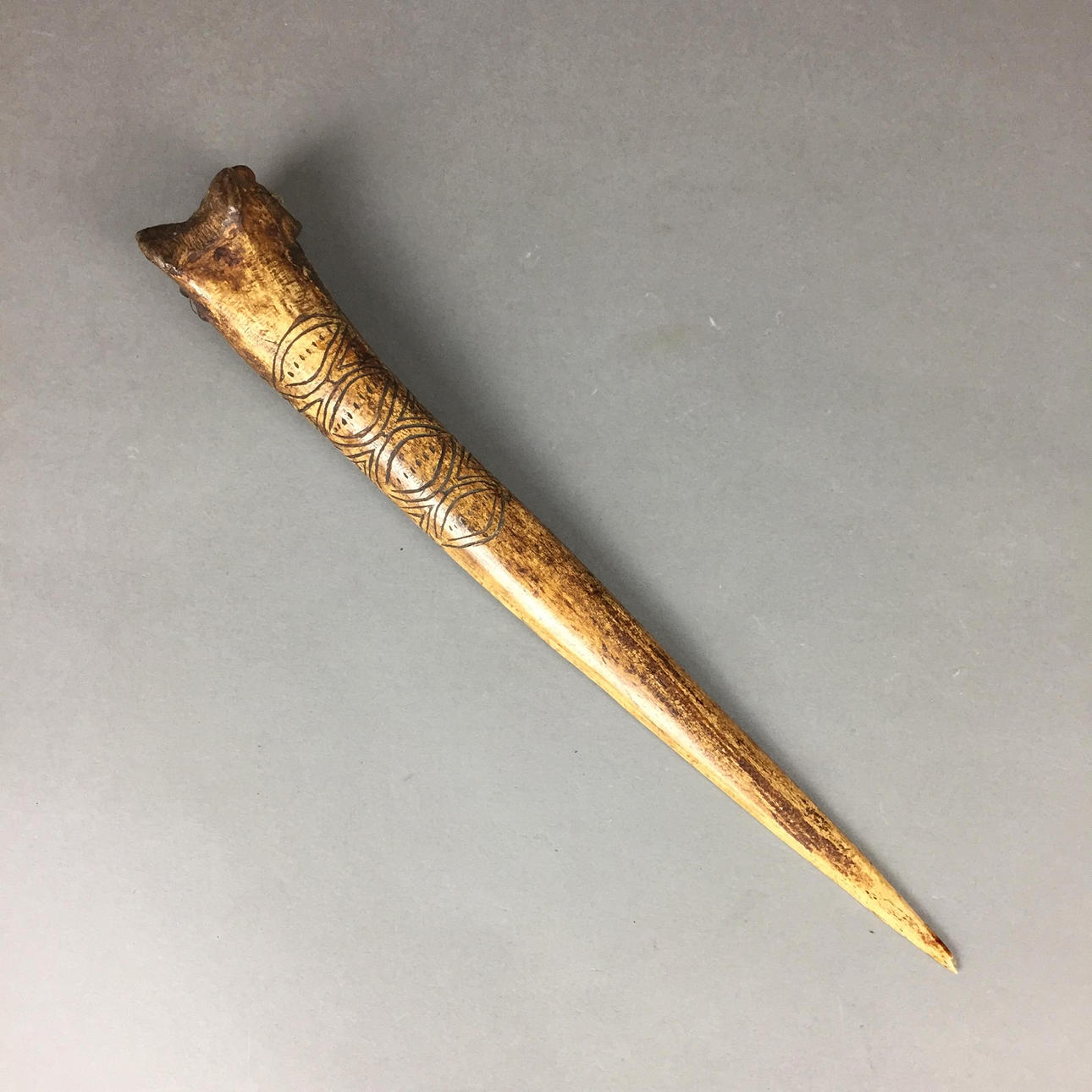 --BONE DAGGER - Papua New Guinea.