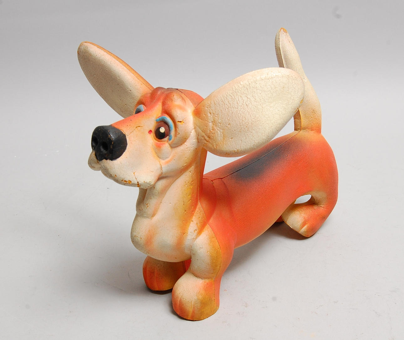 HUND, gummi, märkt Bendy England.