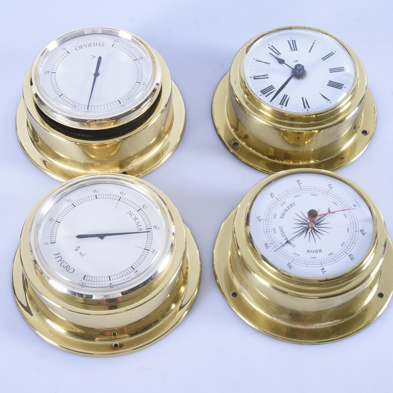 UR, BAROMETER, HYGROMETER OG TERMOMETER, messing, slutningen af det 20. århundrede.