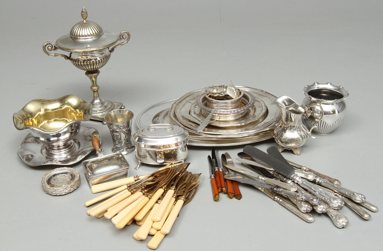 PARTI DIVERSE, mestadels nysilver, 1900-tal.