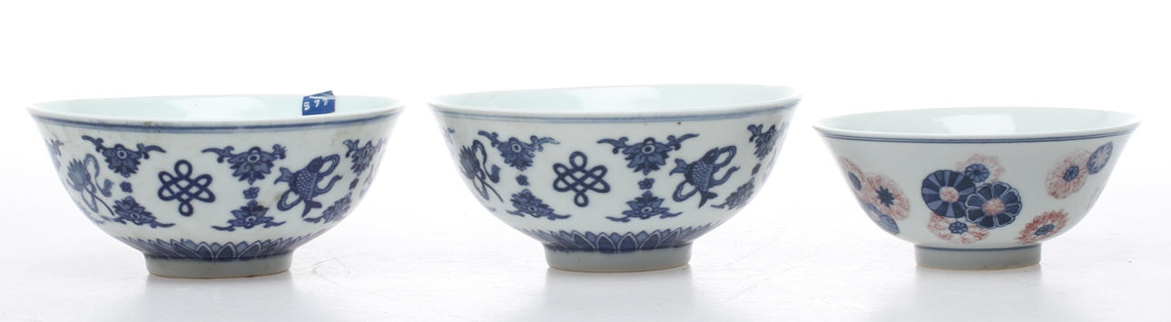 SKÅLAR; 3 st, porslin, Knia.