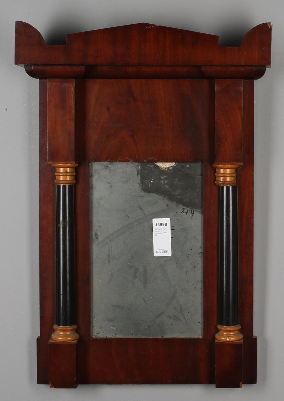 SPEGEL, Karl Johan, mahogny, 1800-tal.