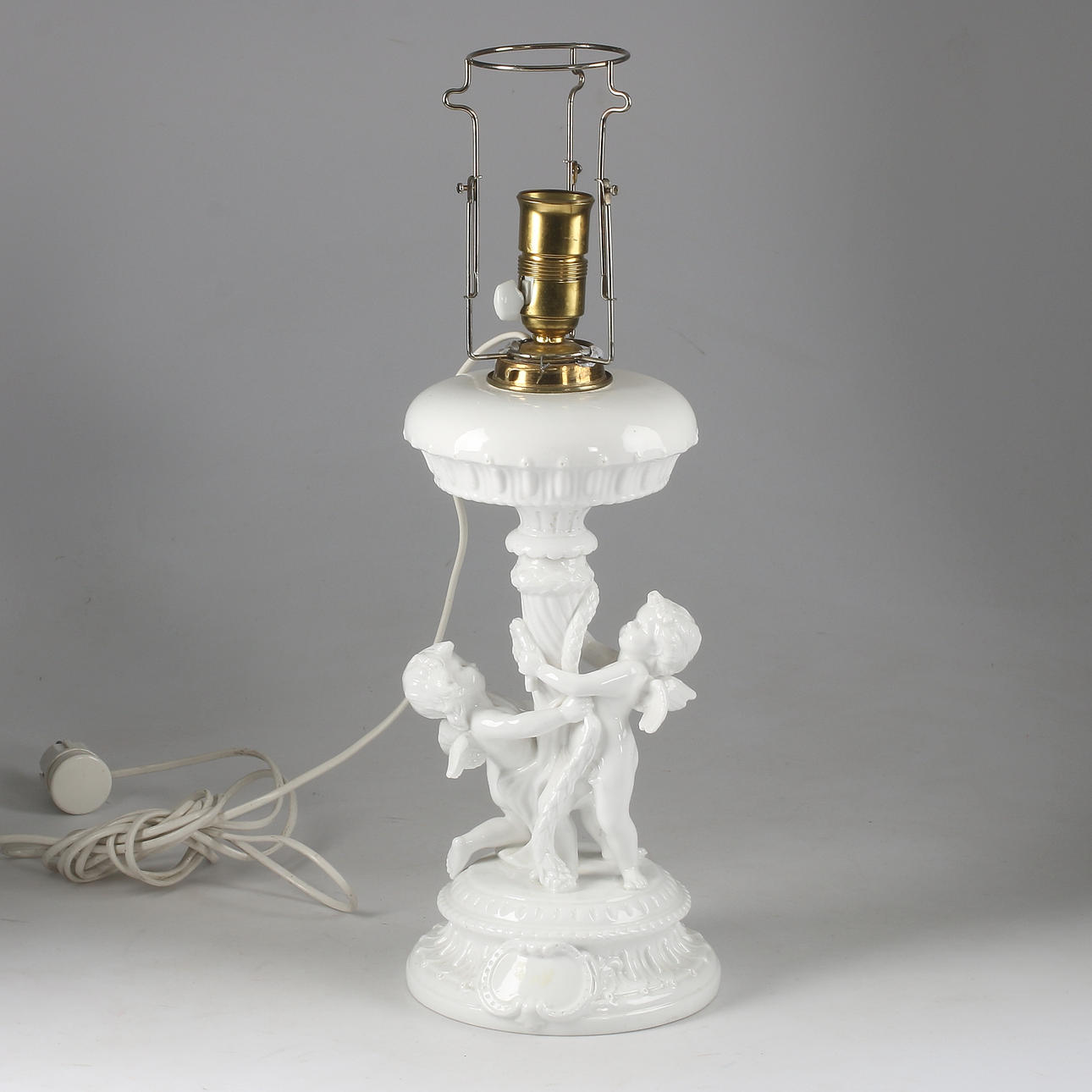 BORDLAMPE, porcelæn, Spode, England, 1900-tallet.