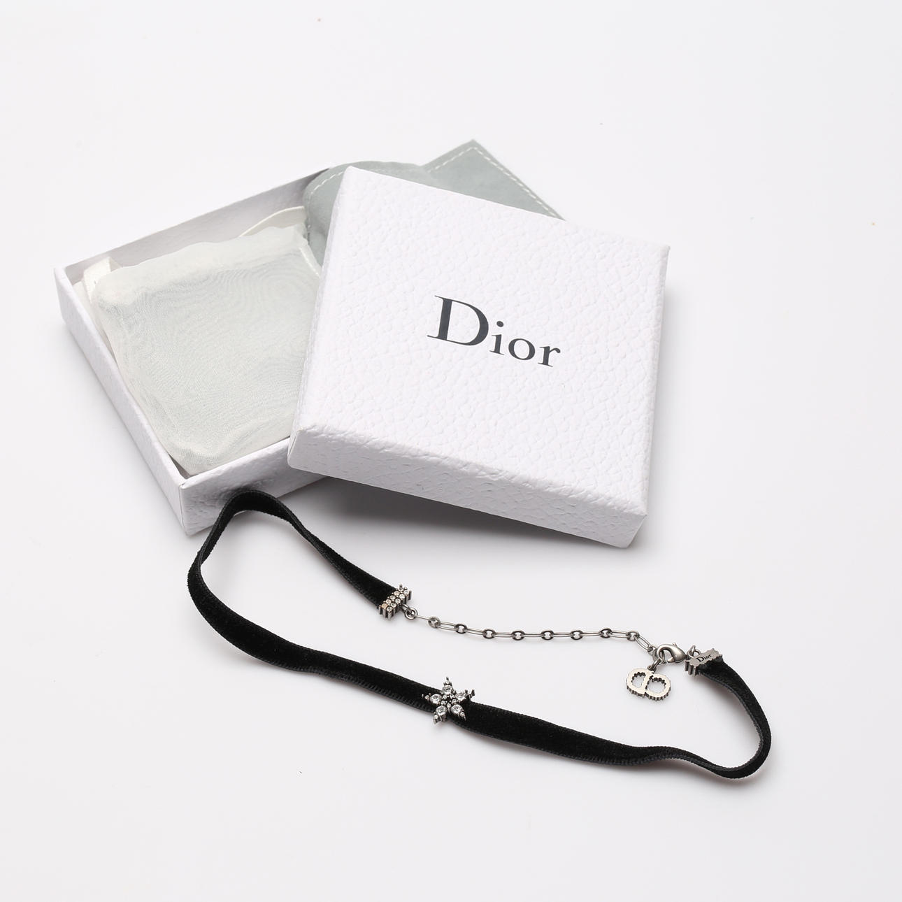 DIOR, necklace/choker.