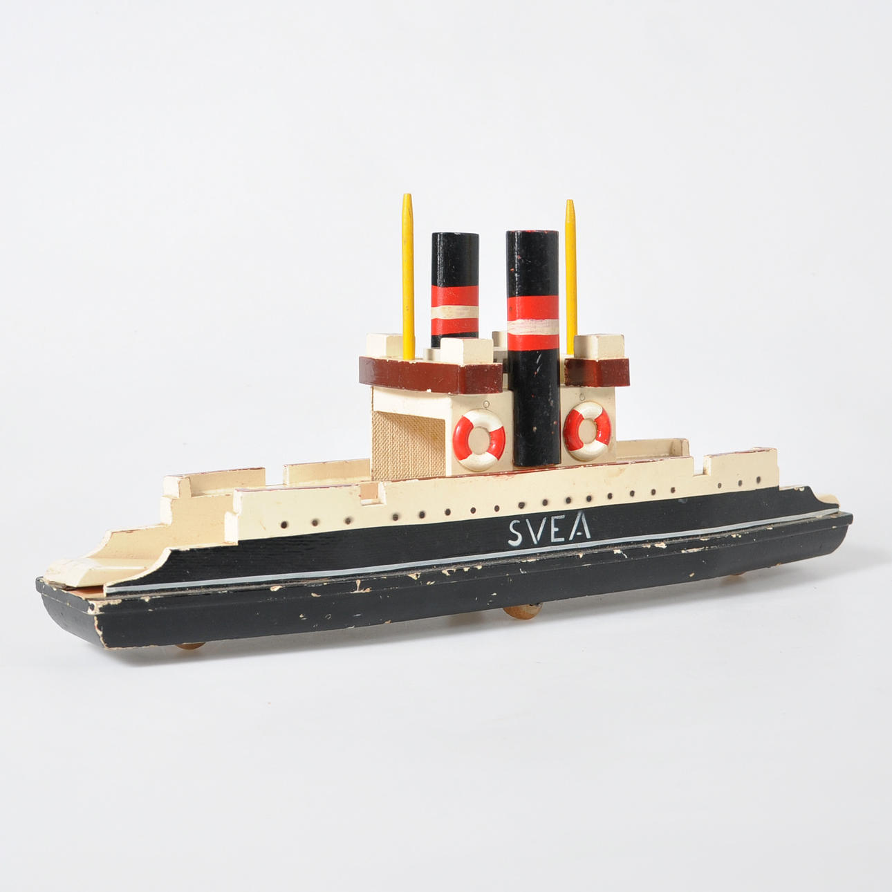 Holzspielzeug SVEA Autofähre.