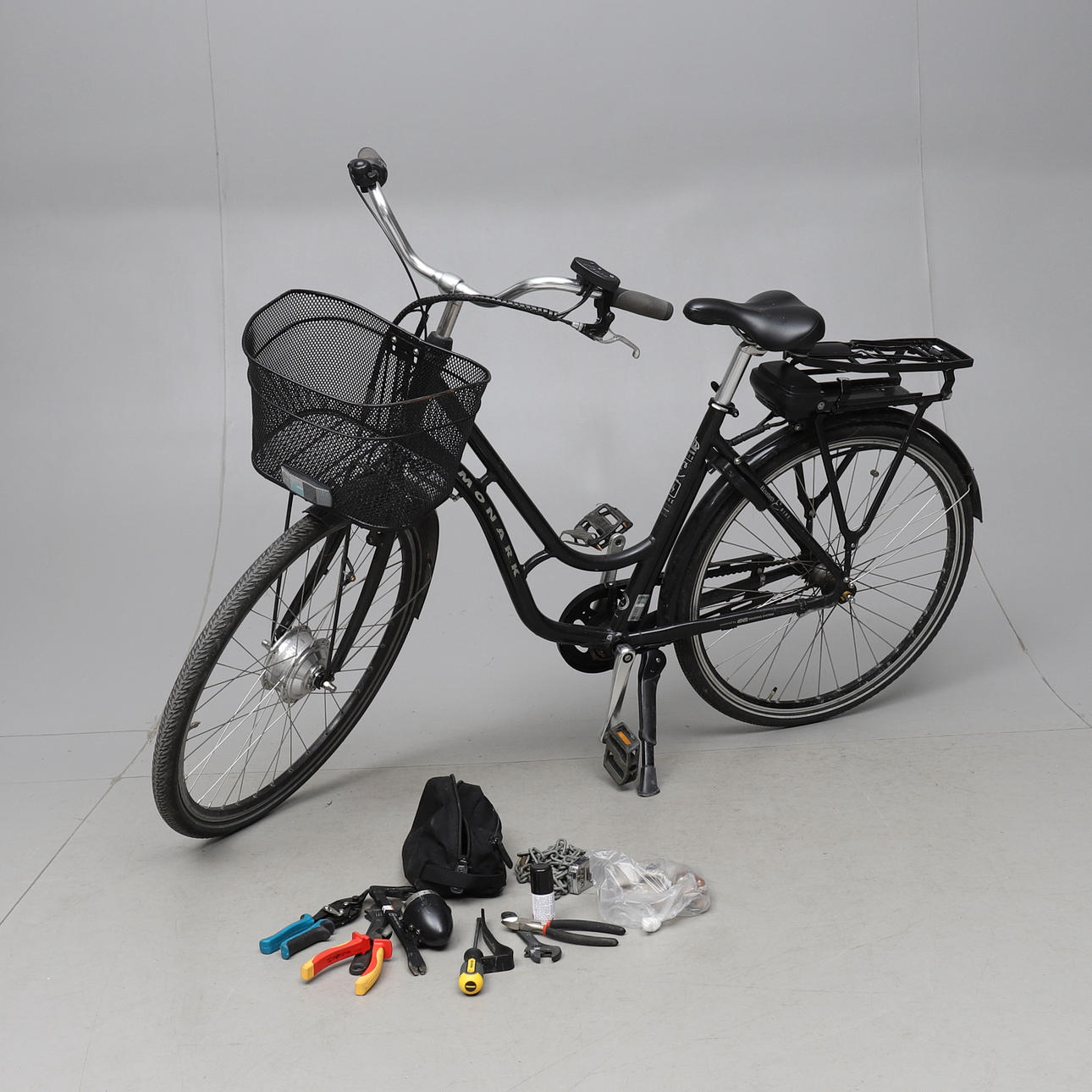 ELECTRIC BICYCLE, Monark, 3 gears.
