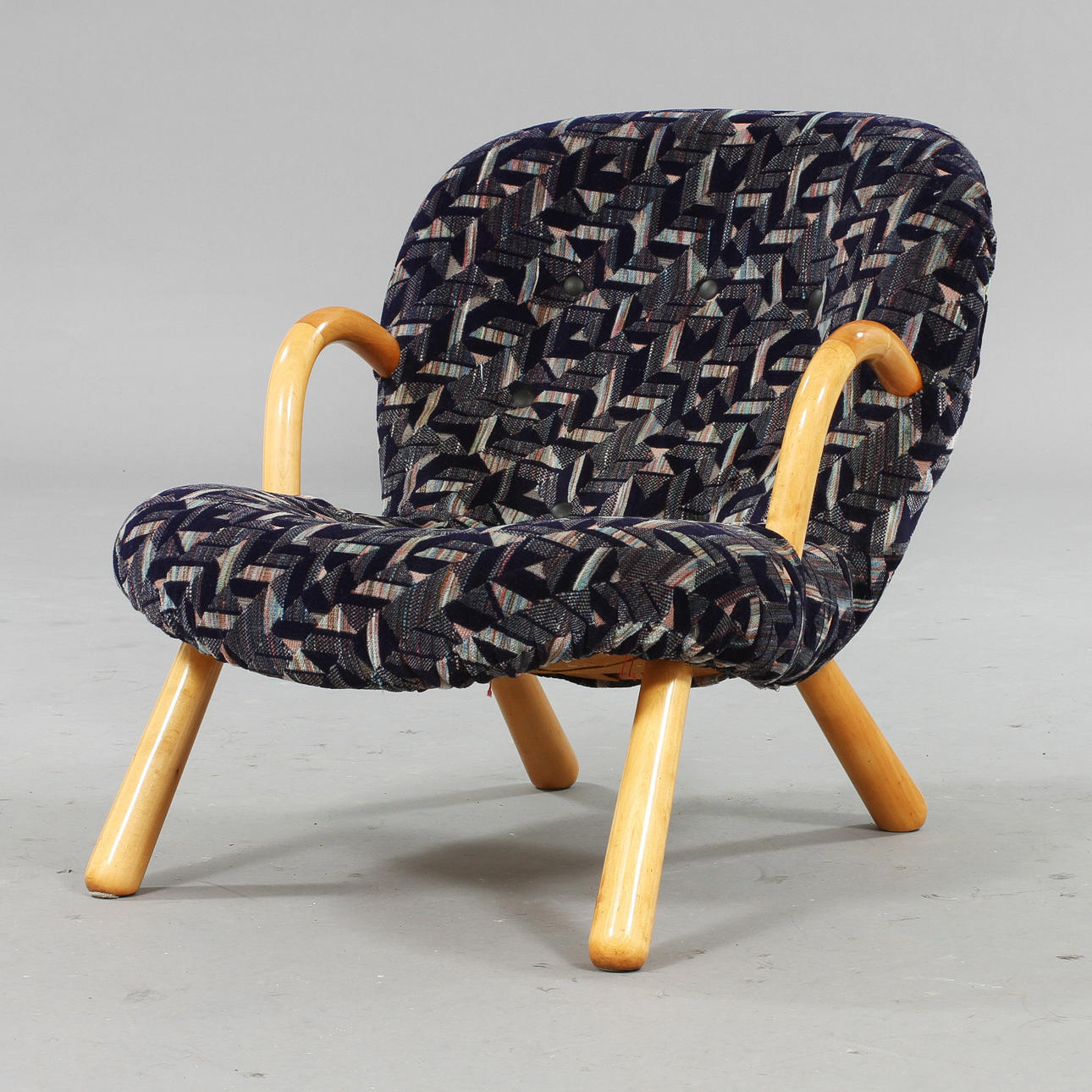 PHILIP ARCTANDER. Fåtölj, Modell Muslinge/Clam chair 1940-50-tal.