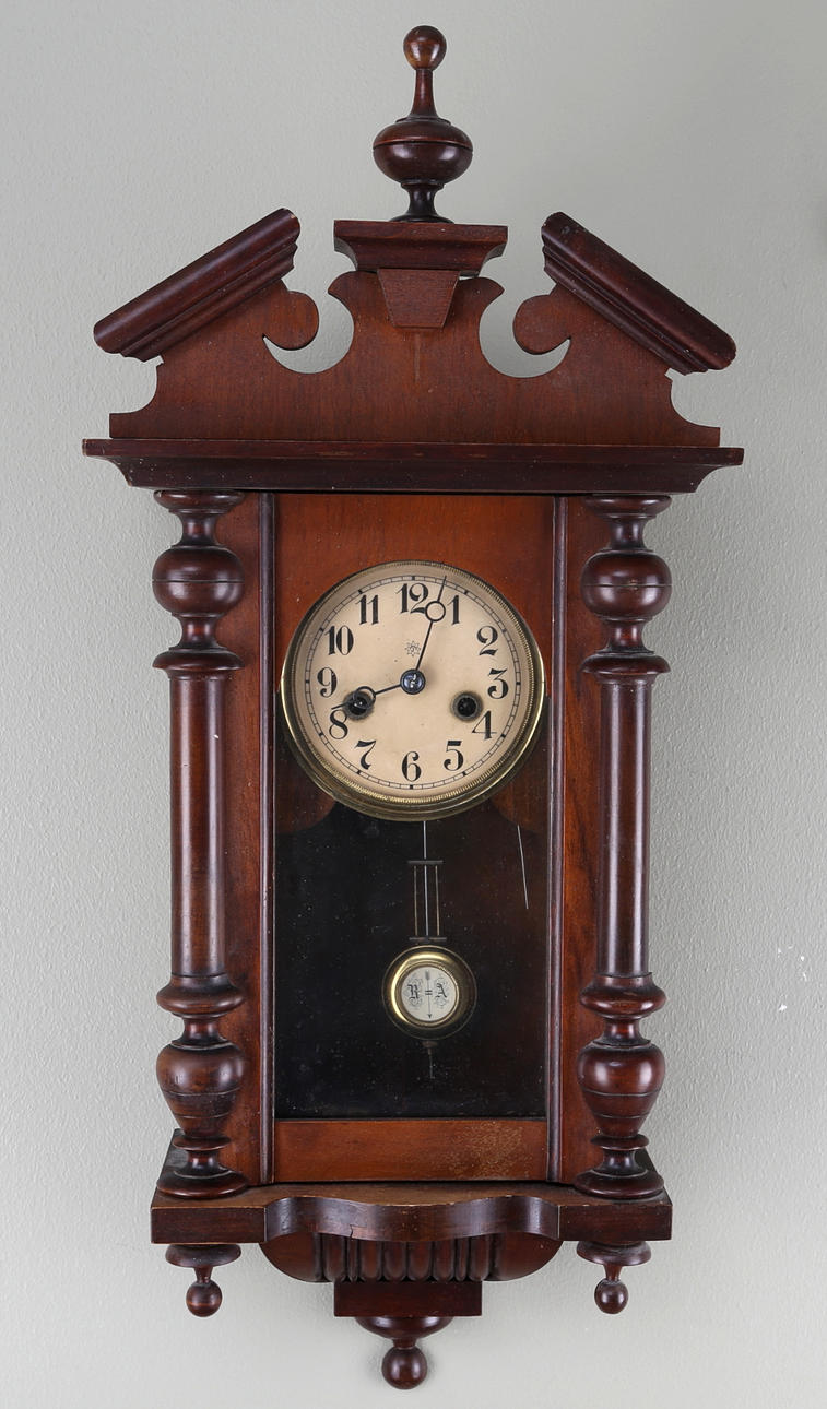 VÄGGUR, Nyrenässans stil, 1900-tal.