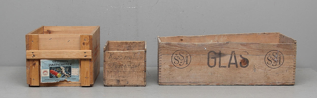 TRÄLÅDOR, 3 st, 1900-tal.