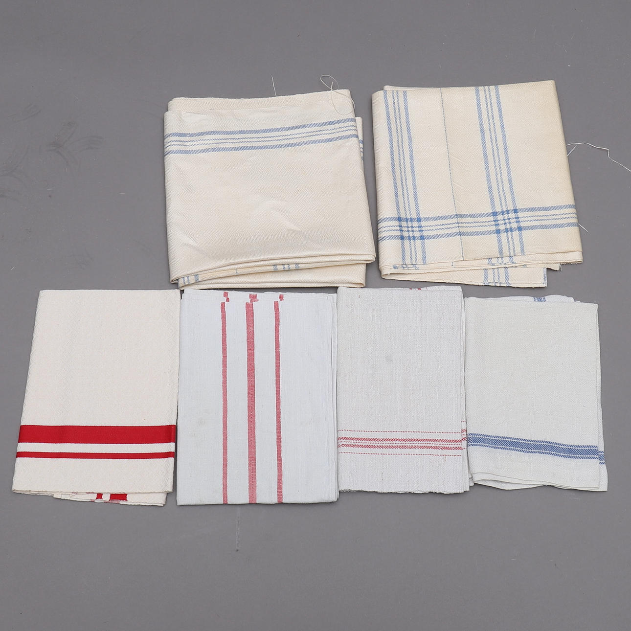 RÄCKOR & HANDDUKAR, hellinne.