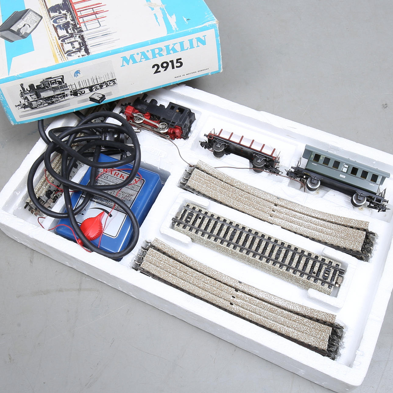 MÄRKLIN, tågset 2915 kartong.