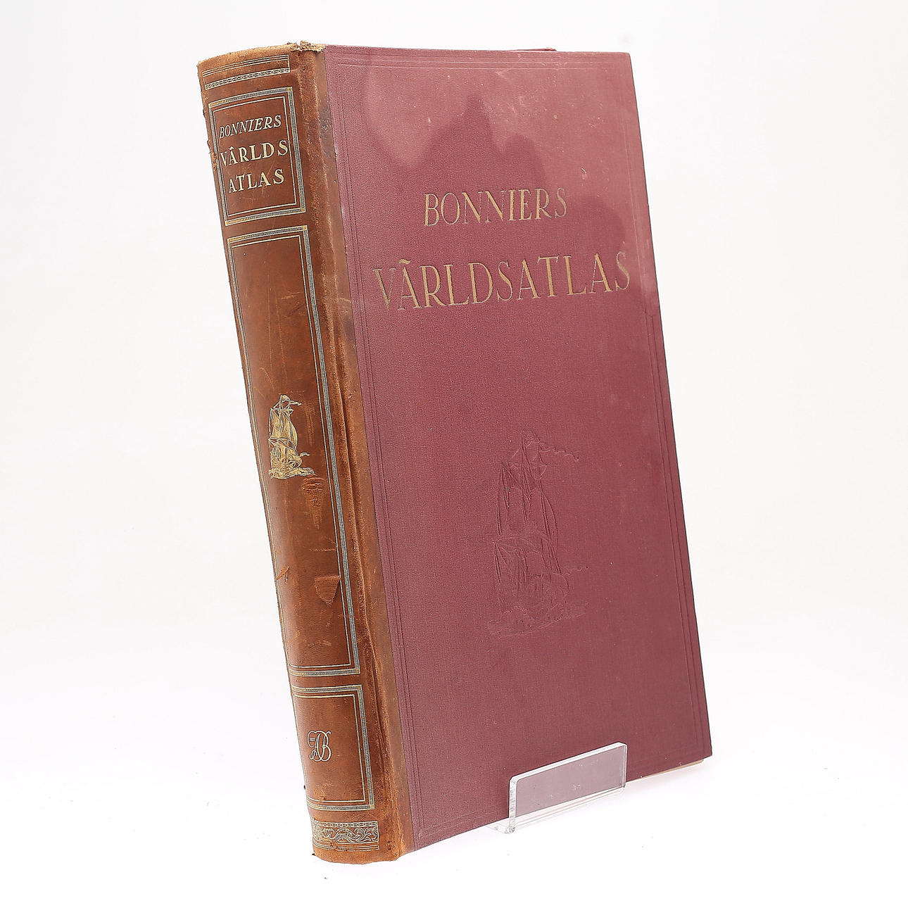 BONNIERS VÄRLDSATLAS, tryckt 1924.