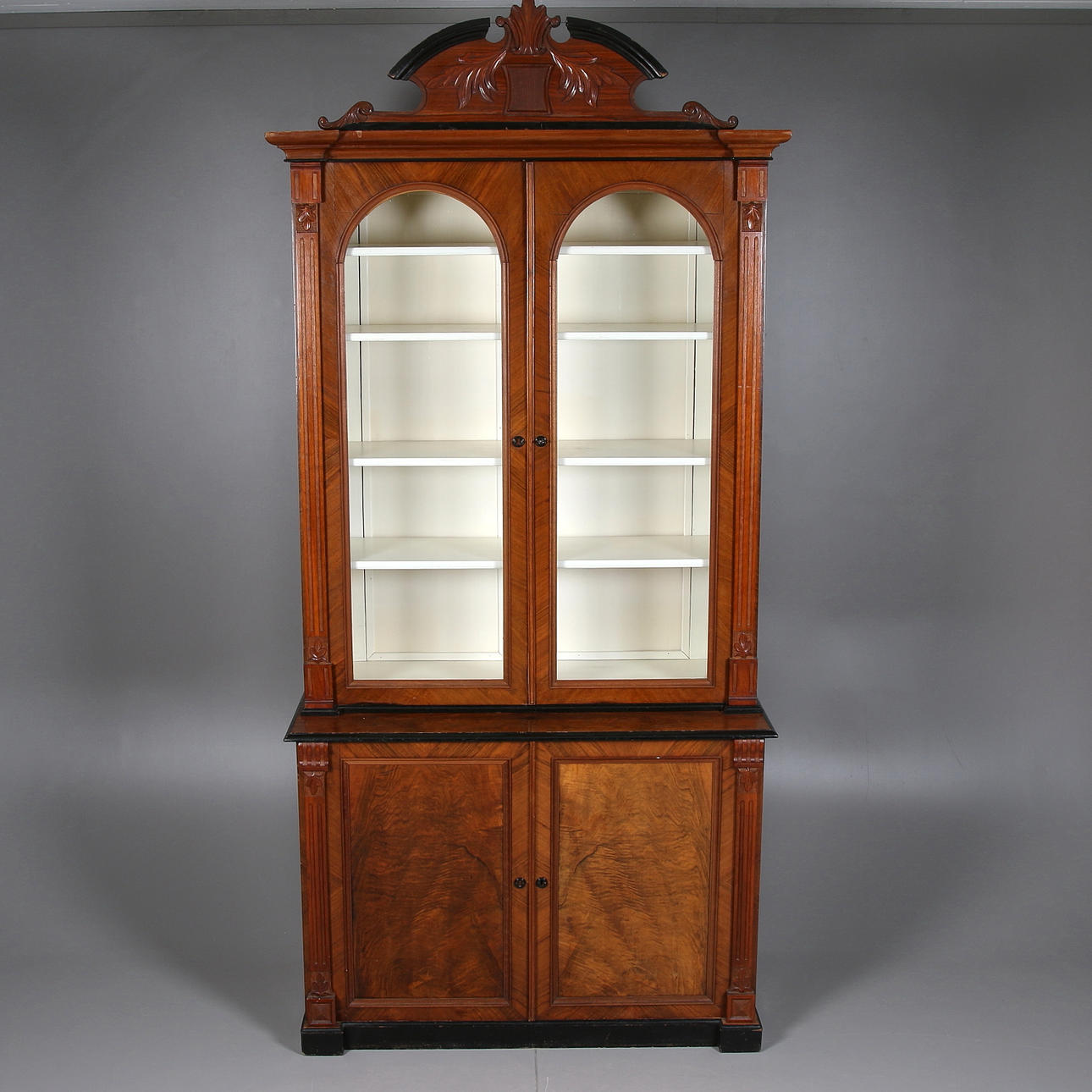 BOKSKÅP, Nyrenässans, 1800-talets senare del.