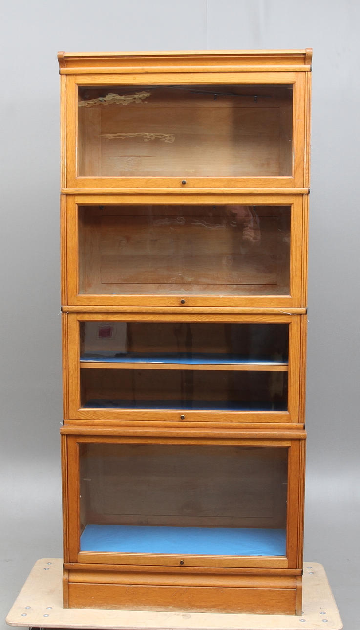 BOKSKÅP, märkt Åtvidaberg, Sweden, 1900-talest första hälft.