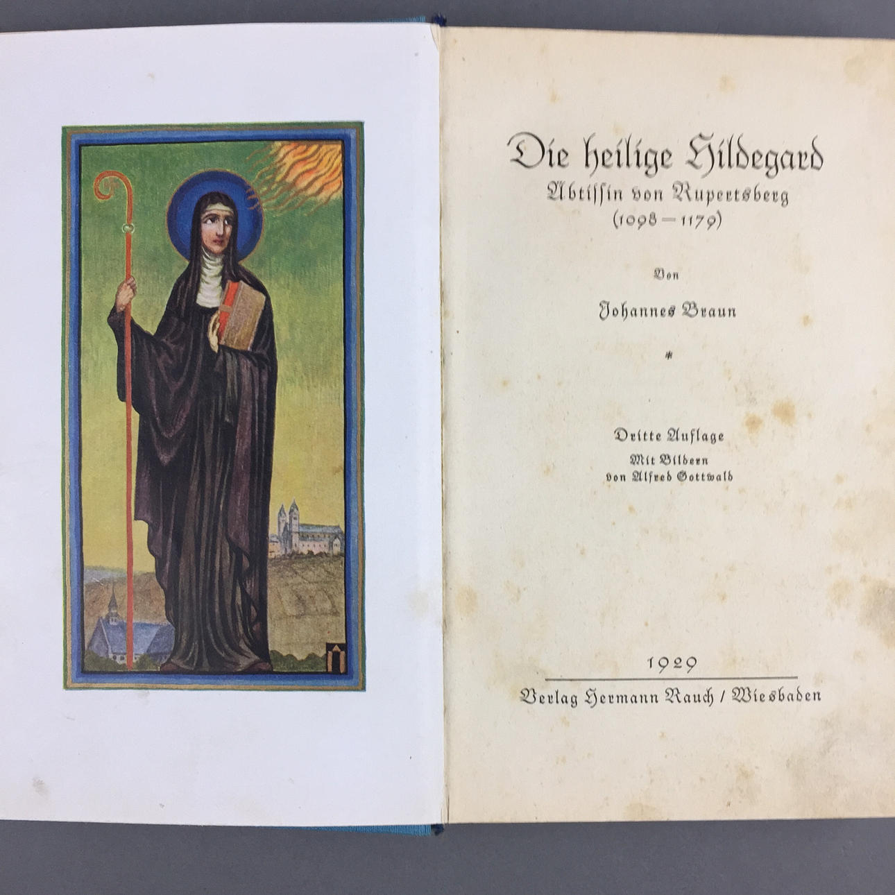 3 BÖCKER om RELIGION.