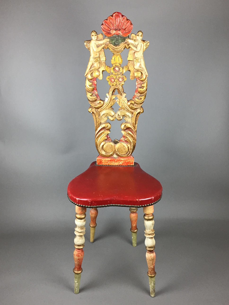 BAUERNSTUHL - Holz, geschnitzt, farbig gefasst.