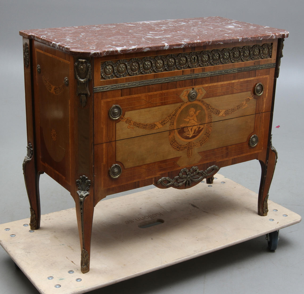 BYRÅ, med stenskiva, gustaviansk stil, 1900-tal.