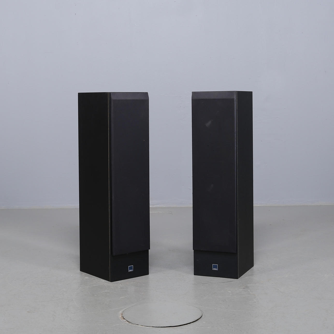 KAIUTTAJA Dali, n. 2000.