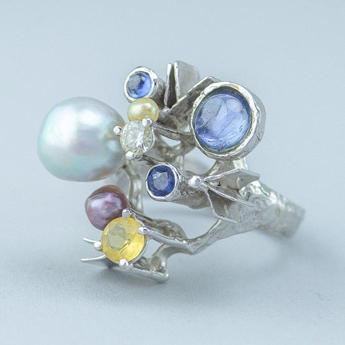 KLAUS NEUBAUER. RING WEISSGOLD 1971.