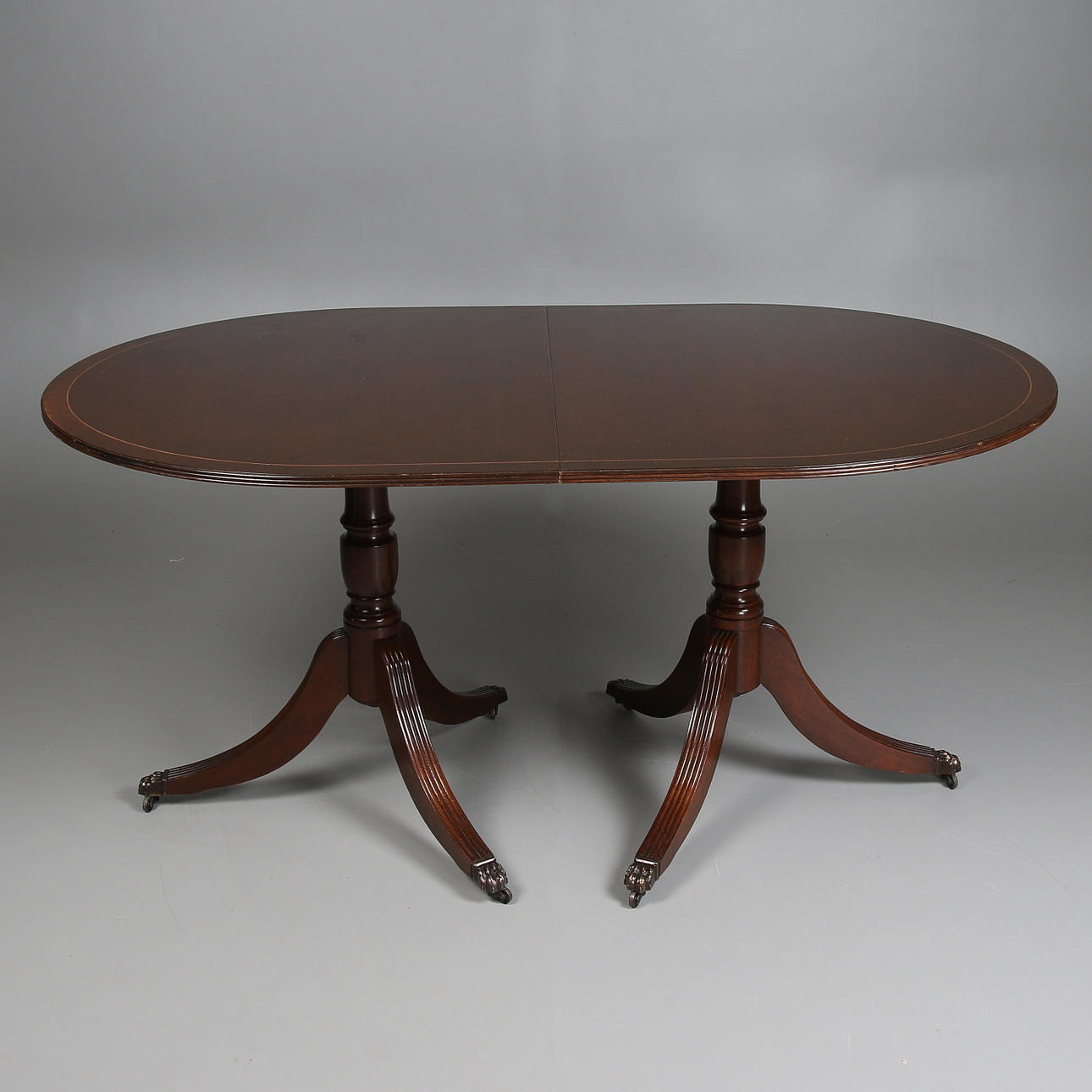 MATBORD Engelsk stil, 1900-talets andra halva.