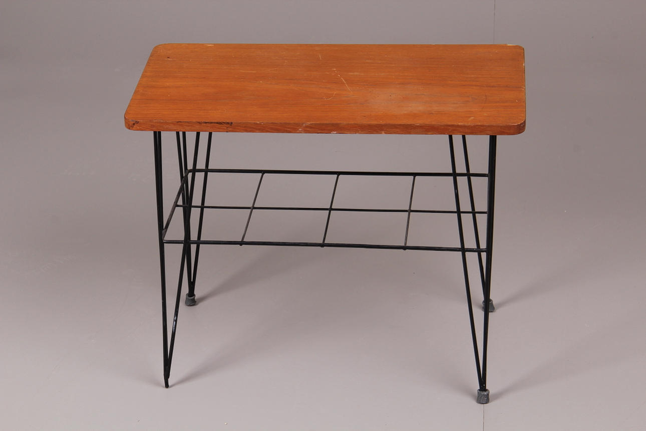 TELEFONBORD, String.