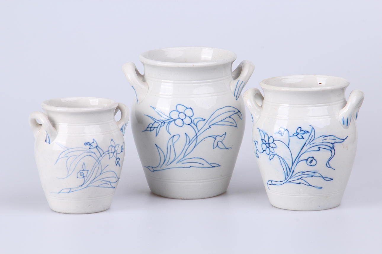 KRUS, 3 st, Rörstrand, 1900-talets början.