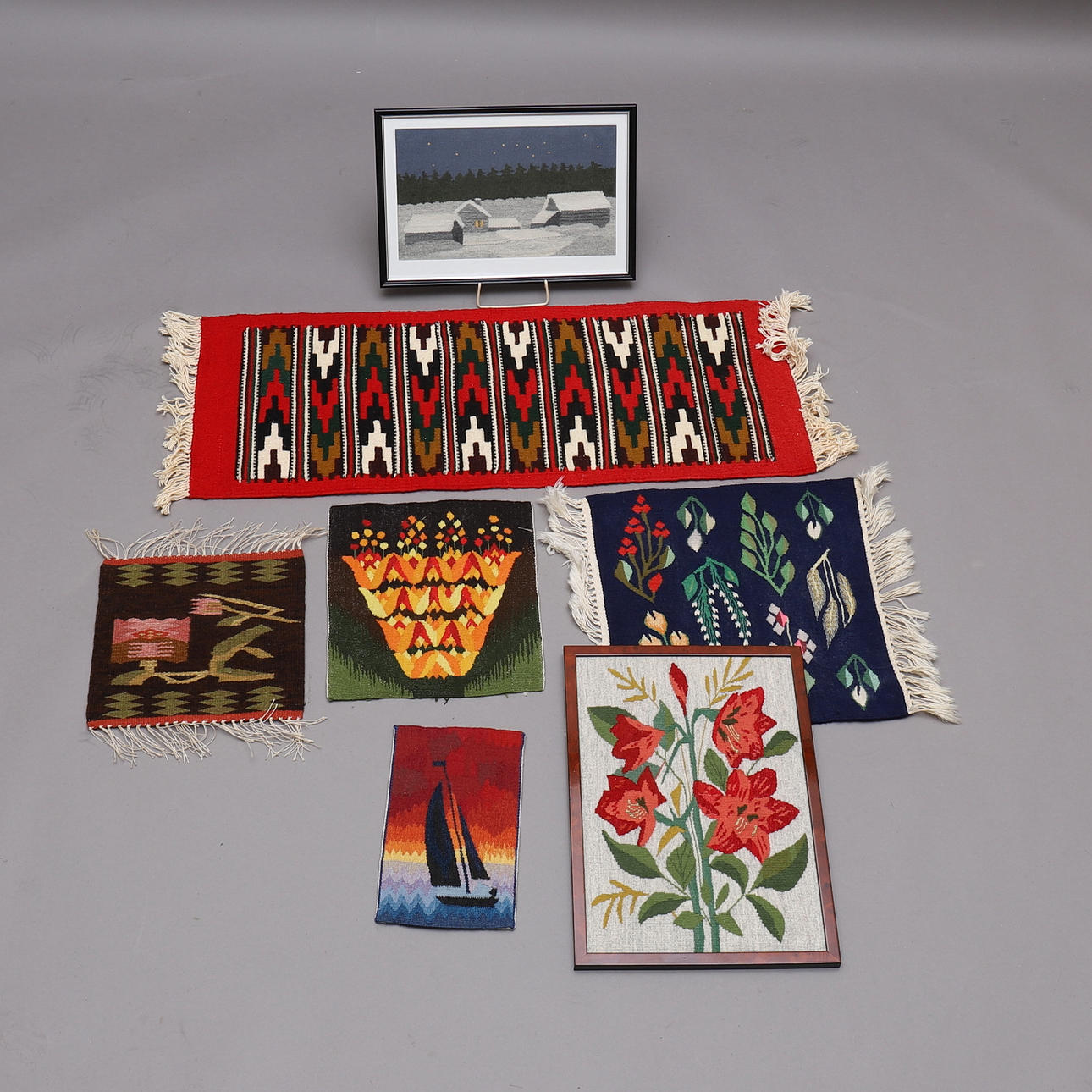 TAVLOR/BONADER, 7 st, bl.a. flamskvävnad.